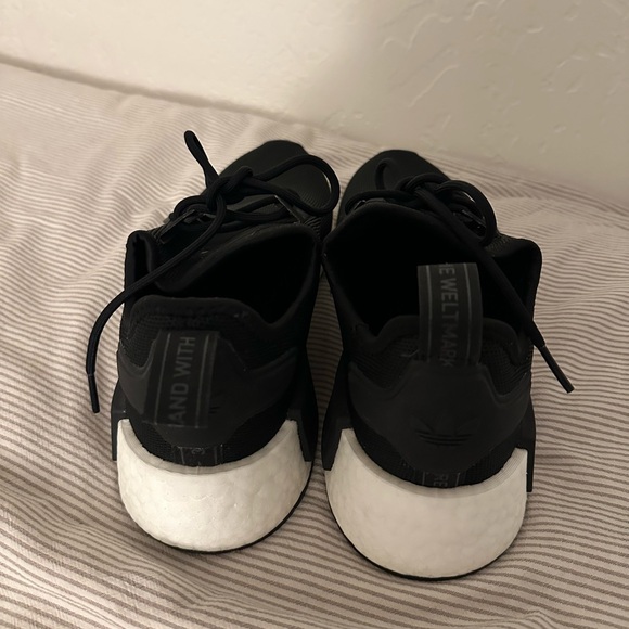 Adidas NMD R1 Black and White Sneakers - Picture 4 of 7